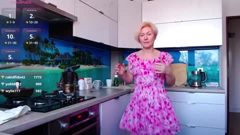 Snapshot of jasmin18v chatting on January 12, 2026, 8:41 am Jasmin room for people 40 online show from January 12, 2026, 8:41 am