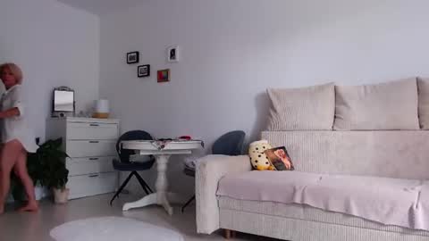 Snapshot of jasmin18v chatting on July 12, 2026, 1:13 pm Jasmin room for people 40 online show from July 12, 2026, 1:13 pm