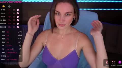 Snapshot of jasmin_james_ chatting on December 2, 2024, 4:53 pm Jasmin online show from December 2, 2024, 4:53 pm