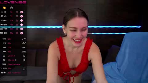 Snapshot of jasmin_james_ chatting on December 25, 2024, 2:13 pm Jasmin online show from December 25, 2024, 2:13 pm