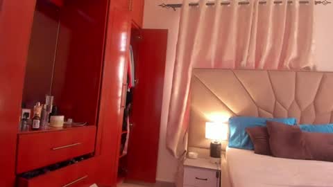 jasmin_melons online show from July 20, 2026, 11:34 am