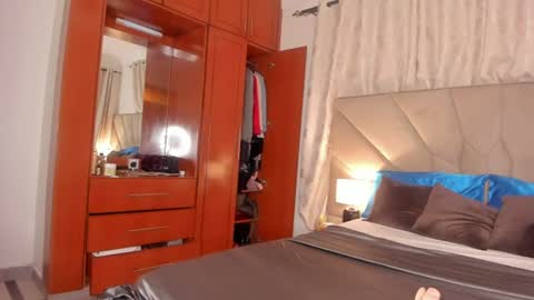 jasmin_melons online show from July 23, 2026, 3:48 am
