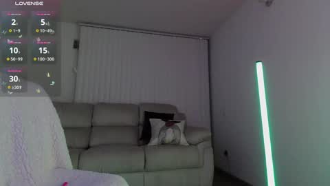 Snapshot of jasmine_019 chatting on January 28, 2025, 2:21 am J- next transmission december 4 online show from January 28, 2025, 2:21 am