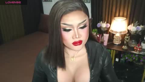 Jasmine Brandy online show from September 15, 2025, 2:33 am