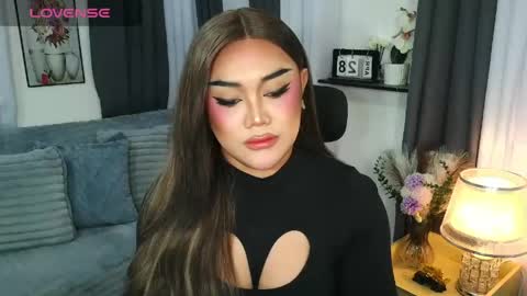 Jasmine Brandy online show from April 29, 2026, 5:52 pm