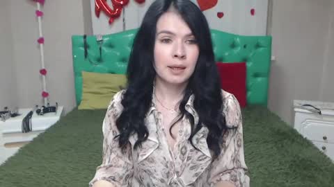 JasmineKouch online show from May 12, 2026, 5:43 pm
