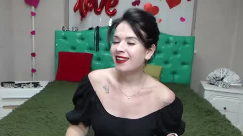 JasmineKouch online show from July 16, 2026, 6:25 pm