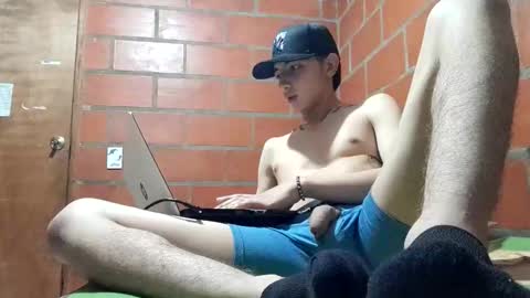 Snapshot of jason_bless1 chatting on November 28, 2025, 12:24 am JASON BLESS1 online show from November 28, 2025, 12:24 am