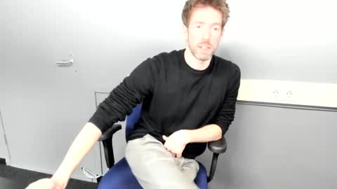 Snapshot of jasonberg29 chatting on February 10, 2025, 2:37 pm Jason online show from February 10, 2025, 2:37 pm