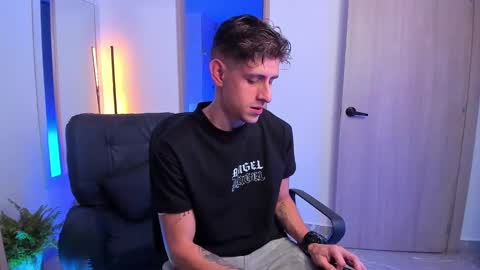 JASPER JONES online show from January 11, 2025, 8:22 am