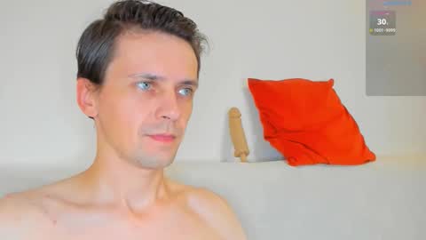 Snapshot of jasper_sun chatting on October 6, 2025, 9:01 pm Jasper online show from October 6, 2025, 9:01 pm