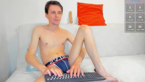 Snapshot of jasper_sun chatting on October 15, 2025, 9:04 pm Jasper online show from October 15, 2025, 9:04 pm