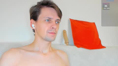 Snapshot of jasper_sun chatting on October 31, 2025, 9:16 pm Jasper online show from October 31, 2025, 9:16 pm