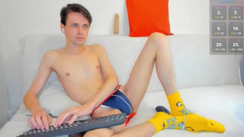 Snapshot of jasper_sun chatting on November 3, 2025, 8:43 pm Jasper online show from November 3, 2025, 8:43 pm