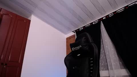JKing  online show from June 9, 2026, 11:27 pm