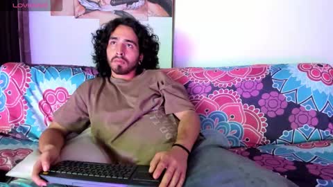 jave_rave online show from March 12, 2026, 4:51 am