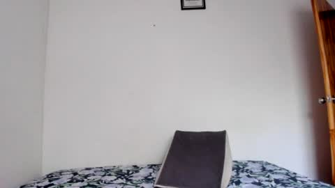 Snapshot of jave_rave chatting on June 14, 2026, 12:40 pm jave_rave online show from June 14, 2026, 12:40 pm