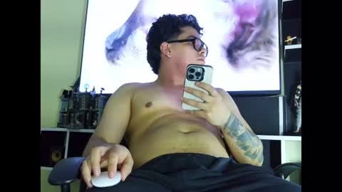Snapshot of javi_bermuzzi chatting on July 3, 2026, 10:38 pm javi bermuzzi online show from July 3, 2026, 10:38 pm