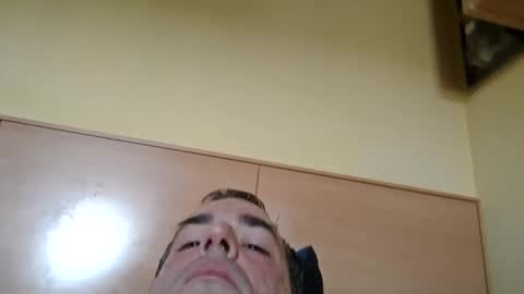 Snapshot of javier83max chatting on May 30, 2026, 7:05 am javier83max online show from May 30, 2026, 7:05 am