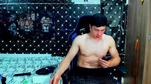 Snapshot of javiersexymann chatting on May 19, 2026, 2:07 am Javier online show from May 19, 2026, 2:07 am