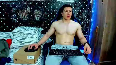Javier online show from August 3, 2026, 6:01 am