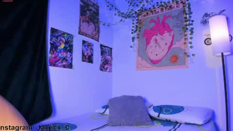 Jax and Jinx online show from May 25, 2026, 2:17 am