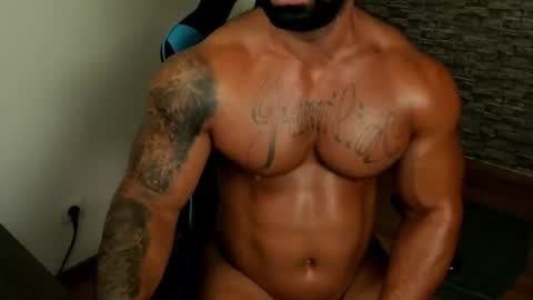 Snapshot of jaxonhunk chatting on July 16, 2026, 12:38 am JaxonHunk online show from July 16, 2026, 12:38 am