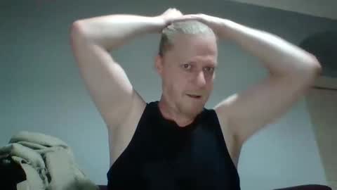 jaxx7777 online show from December 31, 2024, 2:40 am