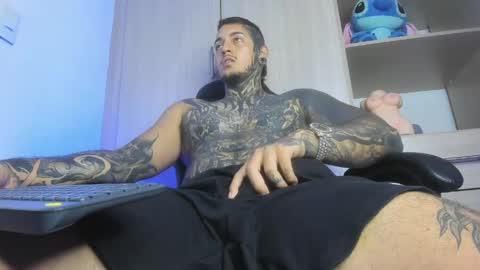 Michael independient model online show from April 22, 2026, 4:41 pm