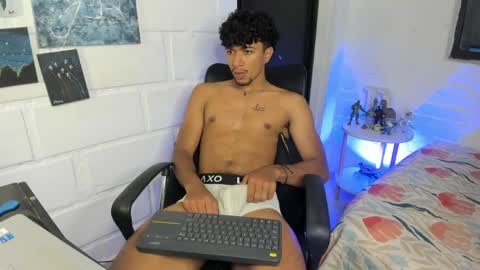 Snapshot of jay_aalvarez chatting on March 31, 2026, 8:31 pm Jay online show from March 31, 2026, 8:31 pm