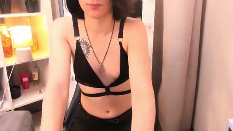 Snapshot of jay_creww chatting on July 28, 2026, 4:39 pm Regina online show from July 28, 2026, 4:39 pm