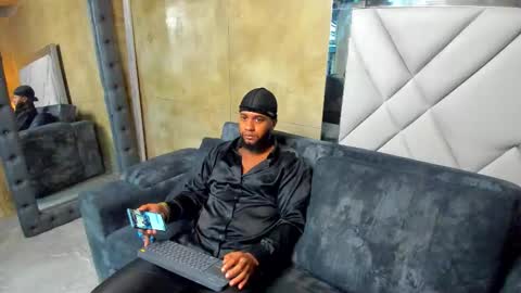 jay jhonson online show from December 22, 2025, 3:47 am