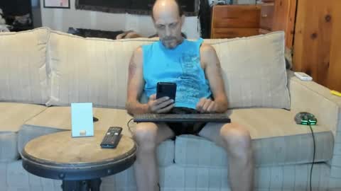 Snapshot of jay_short7863 chatting on July 23, 2026, 2:09 am O F jay short786 online show from July 23, 2026, 2:09 am