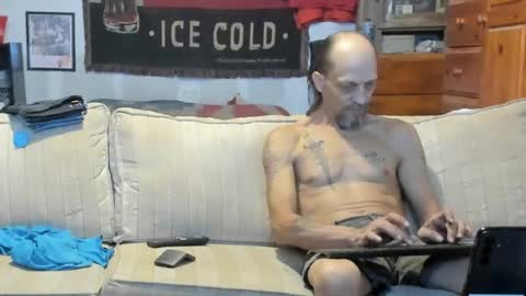 Snapshot of jay_short7863 chatting on July 29, 2026, 2:21 am O F jay short786 online show from July 29, 2026, 2:21 am