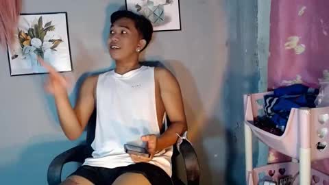 Snapshot of jay_xxx24 chatting on April 25, 2026, 8:17 pm jay_xxx24 online show from April 25, 2026, 8:17 pm
