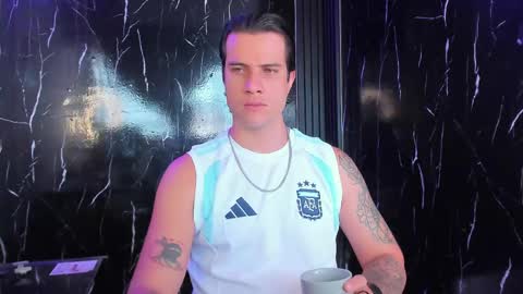 Snapshot of jayalvarrez_ chatting on May 25, 2026, 1:06 pm Jay Alvarrez online show from May 25, 2026, 1:06 pm