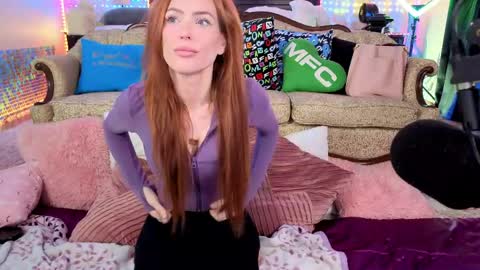 Snapshot of jaybeitsme chatting on May 14, 2026, 8:26 pm JennyBlighe online show from May 14, 2026, 8:26 pm