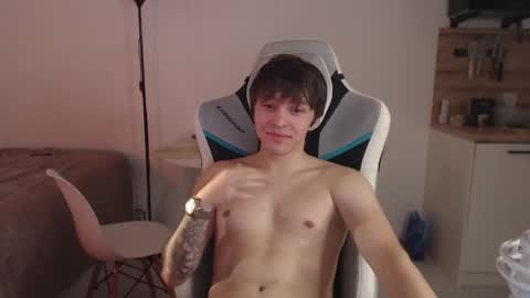 Jayce online show from September 17, 2025, 3:14 pm