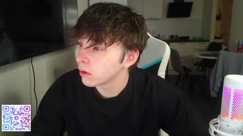 Jayce online show from May 4, 2026, 5:47 am