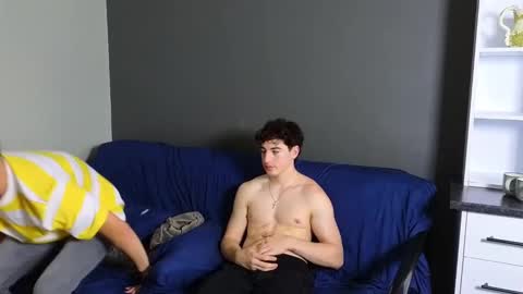 THE HOUSE online show from December 31, 2024, 7:42 am