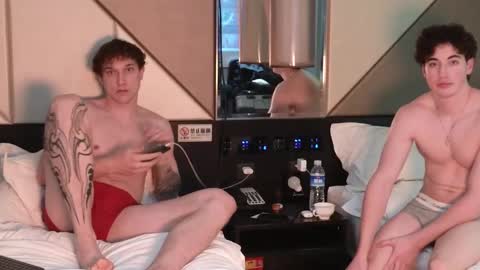 Snapshot of jaycex_69 chatting on February 10, 2025, 8:31 am THE HOUSE online show from February 10, 2025, 8:31 am