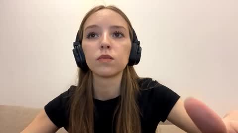 Isabella Rose online show from March 14, 2026, 2:11 pm