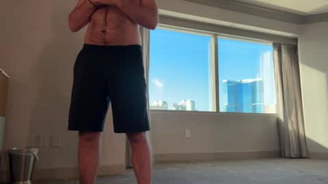 J online show from April 27, 2026, 1:53 pm