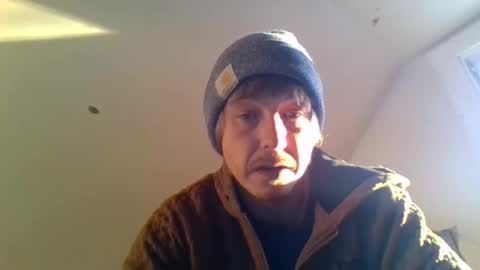 Snapshot of jayjay697 chatting on February 2, 2025, 12:02 pm make me play online show from February 2, 2025, 12:02 pm