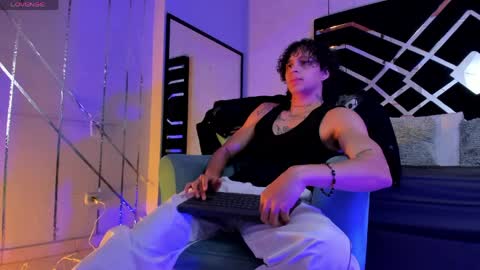 Snapshot of jaytaylorr chatting on May 26, 2026, 11:39 am Jay Taylor online show from May 26, 2026, 11:39 am