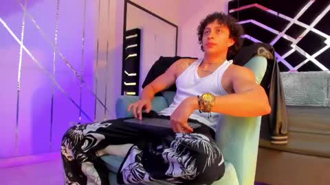 Snapshot of jaytaylorr chatting on June 3, 2026, 11:35 am Jay Taylor online show from June 3, 2026, 11:35 am