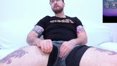 Snapshot of jayxcee_official chatting on December 28, 2024, 3:59 pm jayxcee OFFICIAL online show from December 28, 2024, 3:59 pm