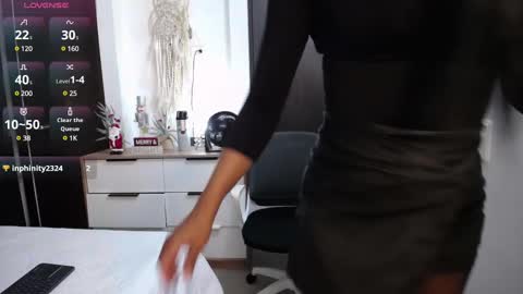 Snapshot of jazmin1000 chatting on January 4, 2025, 4:01 am valentin online show from January 4, 2025, 4:01 am