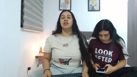 Jazmin and Scarlett online show from March 6, 2026, 3:03 am