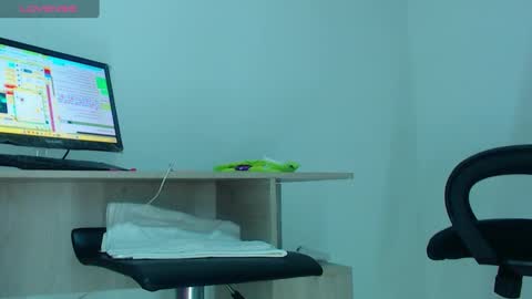 jazmin online show from January 11, 2025, 3:34 am